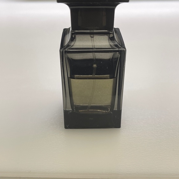 Discontinued Tom Ford Oud Minerale 50ml EDP Spray fragrance perfume - Picture 2 of 8